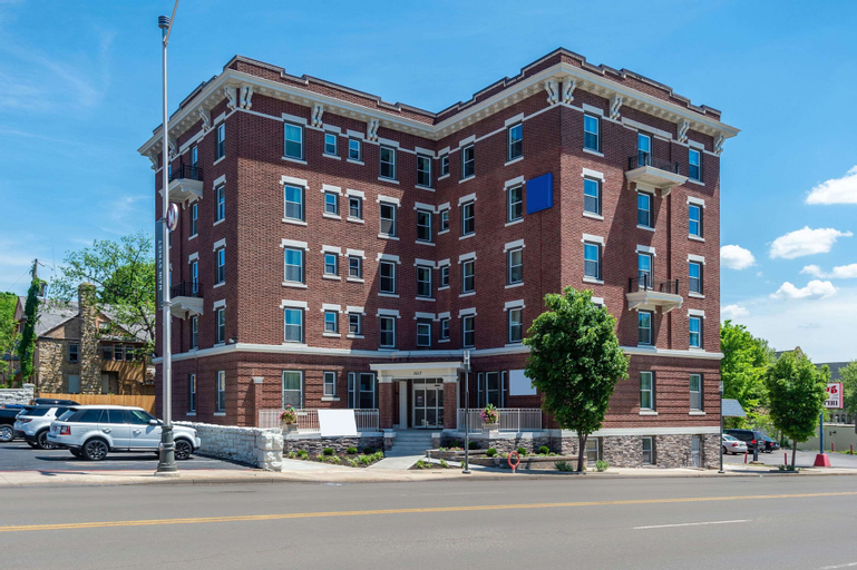 Quality Inn & Suites Kansas City Downtown, Jackson
