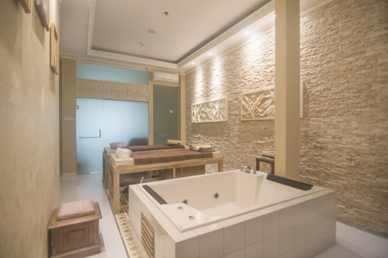 Bathroom 3, Ndalem Nuriyyat Villas & Spa, Sleman