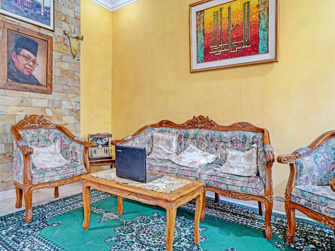 Others 2, SPOT ON 91468 Pondok Shofa Mc Syariah, Bandung