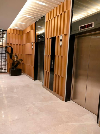 Others 5, Wanderers' Place S Residences - MOA COMPLEX, Parañaque