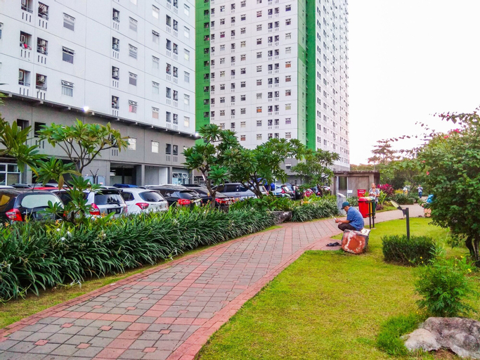 Exterior & Views 2, Minimalist Studio Green Pramuka Apartment By Travelio, Central Jakarta