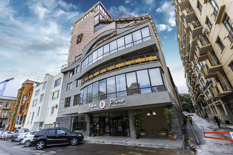 Exterior & Views, Pino Vere Palace Hotel, Tbilisi