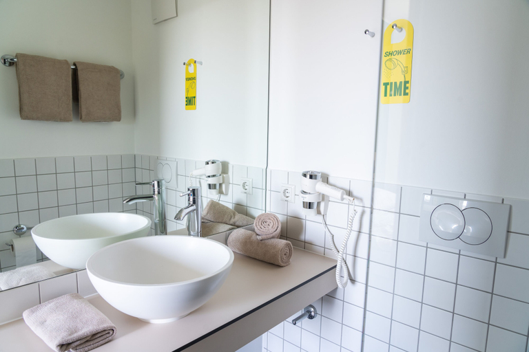 Bathroom 2, SLEEEP HOTEL Ansfelden, Linz Land