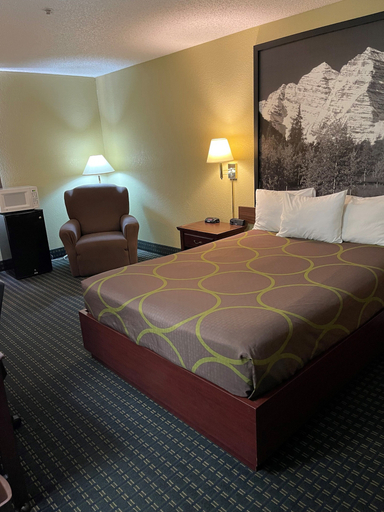 Bedroom 3, Super 8 by Wyndham Trinidad, Las Animas