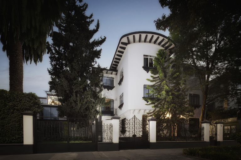 Exterior & Views 2, Pug Seal Polanco Allan Poe, Mexico City