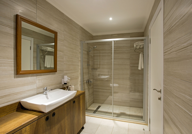 Bathroom 4, Bitez Garden Life Hotel - All Inclusive, Bodrum