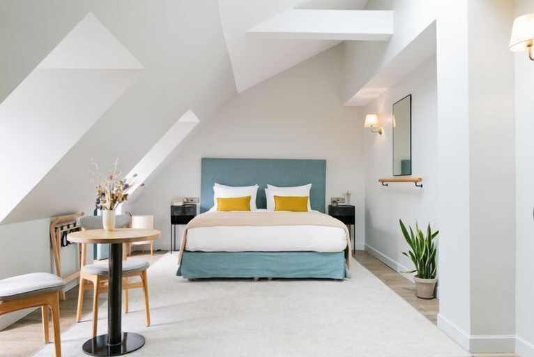 Bedroom 1, Hoy Paris - Home of YOGA, Paris