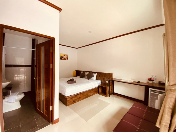 Bathroom 4, Paradise Land Resort, Pattaya