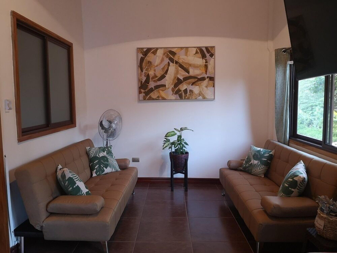 Others 4, Hotel Amira, Hojancha