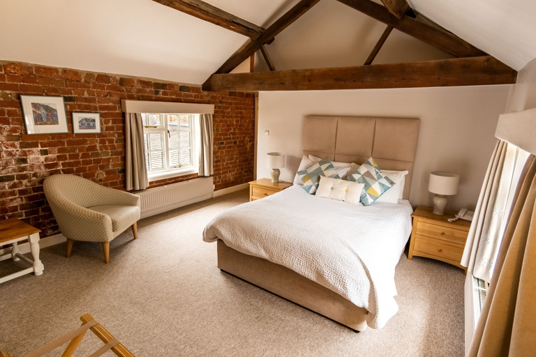 Bedroom 3, Donington Park Farmhouse Hotel, Leicestershire