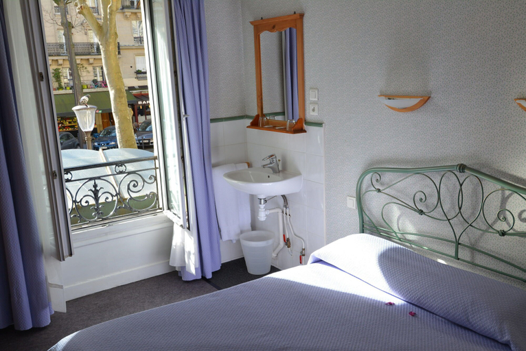 Bedroom 3, Port Royal Hotel, Paris