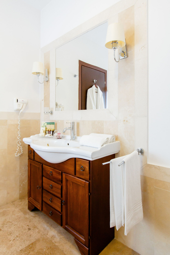 Bathroom 5, Hotel International Bucharest, Municipiul Bucuresti