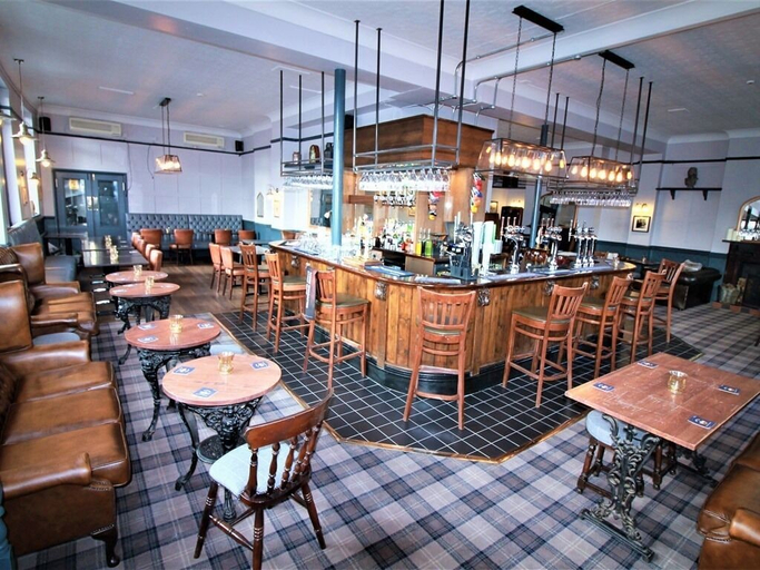 Food & Drinks 4, Summerfield Pub & Boutique Rooms, London