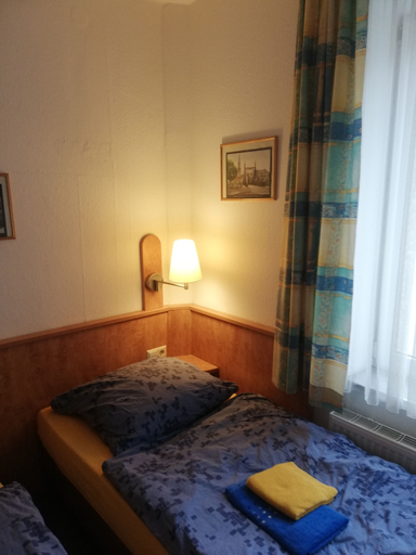 Bedroom 2, Gästehaus Heigeleshof, Ulm