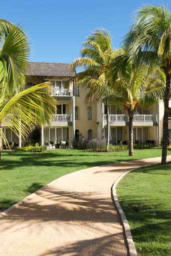 Exterior & Views 2, OUTRIGGER Mauritius Beach Resort