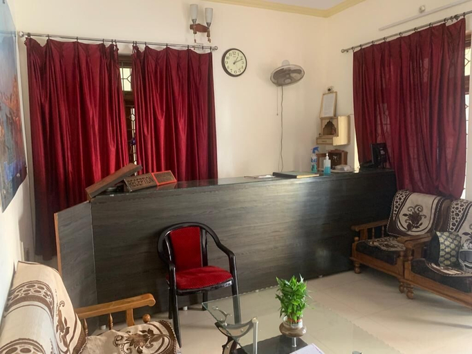 Others 3, Narendra Guest House, Varanasi