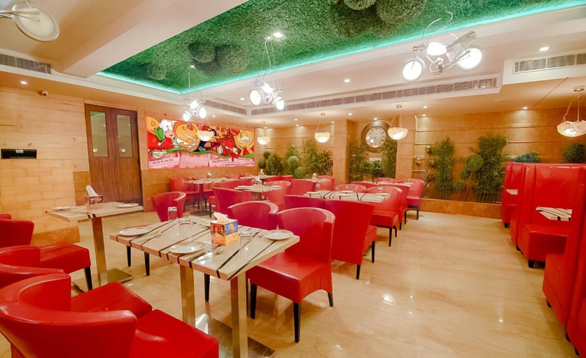 Food & Drinks 5, Divinity By Audra Hotels, Mathura