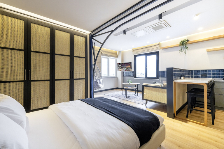 Bedroom 3, Upside Apartments, Beyoğlu