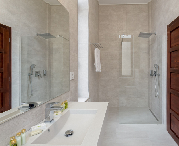 Bathroom 4, Lahovary Palace Hotel, Municipiul Bucuresti