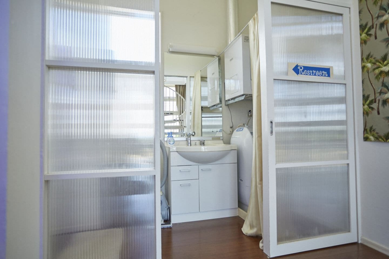 Bathroom 3, T&T Vacation Rentals, Onna