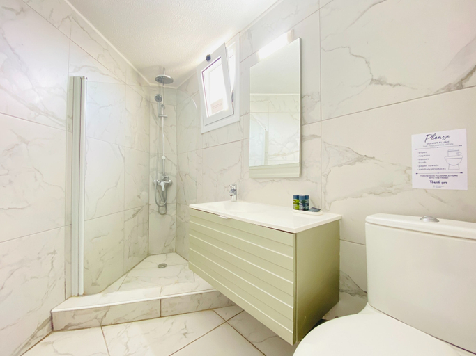 Bathroom, Phaedrus Living Luxury Flat Lighthouse75