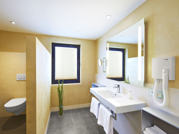 Bathroom 4, Hirsch Hotel, Esslingen
