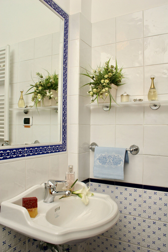 Bathroom 5, A Casa di Tiziana, Rome