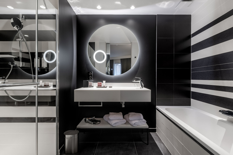 Bathroom 3, Hotel Villa KOEGUI Bayonne, Pyrénées-Atlantiques