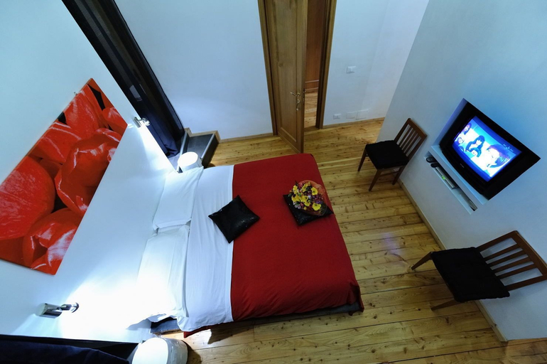 Bedroom 4, Caesar's Rooms, Rome