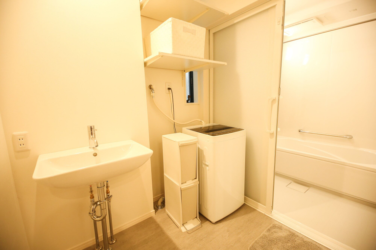 Bathroom 3, PrimeRoomBeppu Matsu, Beppu