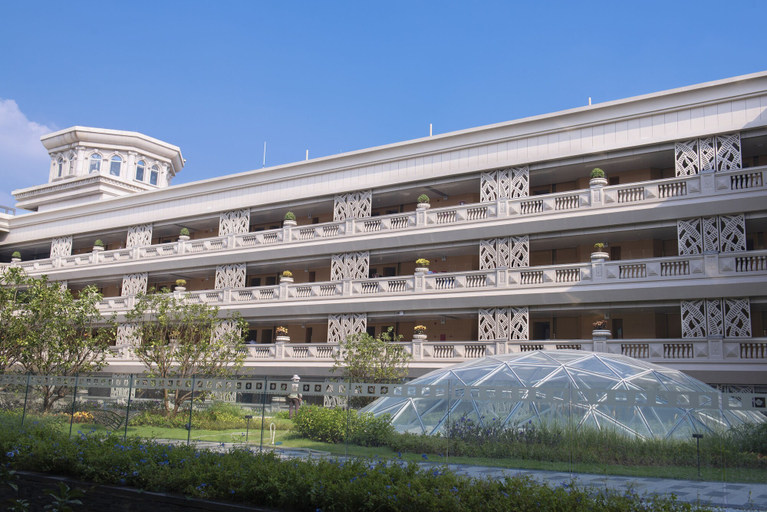 Exterior & Views 2, Wyndham Grand Zhaoqing Downtown, Zhaoqing