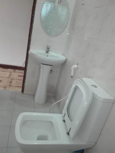 Bathroom 5, Kihori Bungalows, Kaskazini 'A'