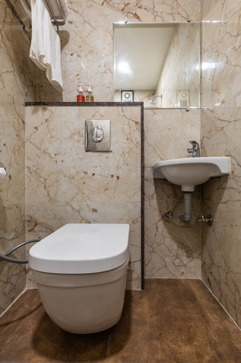 Bathroom 4, The Grand Shaurya, Indore