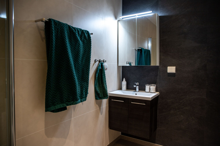 Bathroom 4, Oslo Hostel Rønningen, Oslo