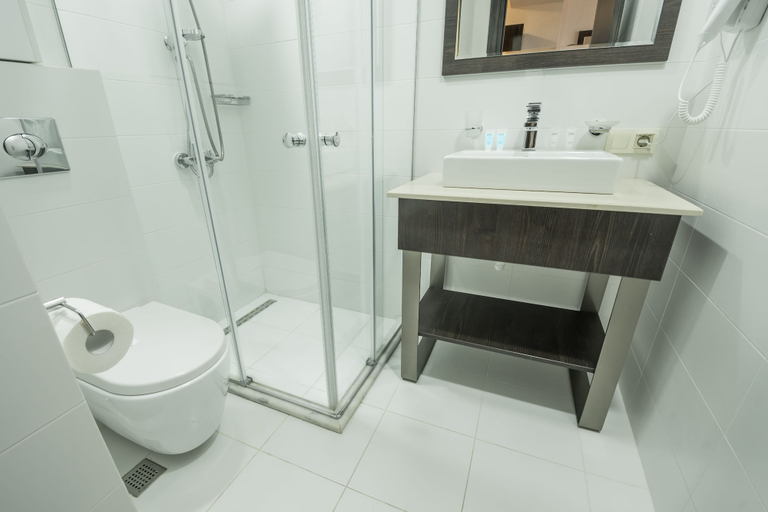 Bathroom 3, Orbi Beach Tower Hotel Official, Batumi