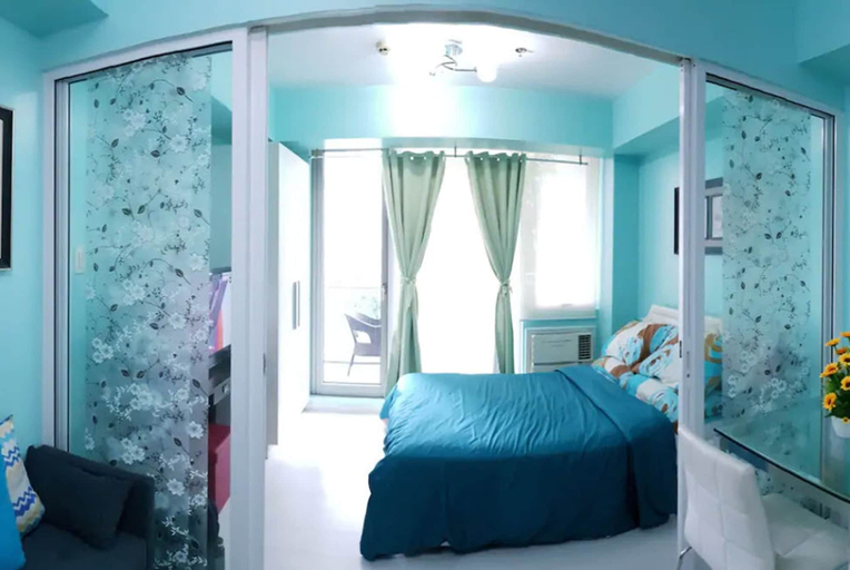 Bedroom 2, Azure Luxury Beach Suites by VacationsPH, Parañaque