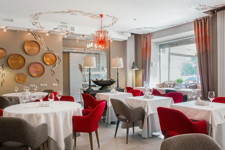 Food & Drinks 4, Mary Hotel, Sankt-Peterburg gorsovet