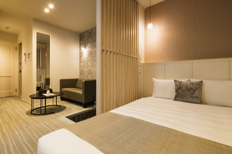 Bedroom 2, Grand Base Yakuin Odori, Fukuoka