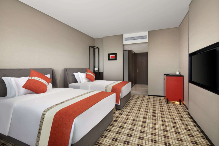 Bedroom 2, Ramada Plaza by Wyndham Xiangtan Wanlou, Xiangtan
