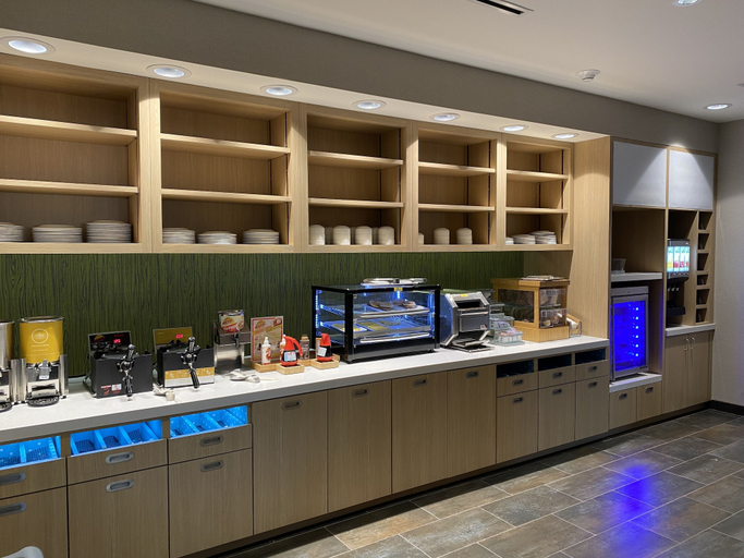 Food & Drinks 4, Home2 Suites by Hilton Raleigh West Lenovo Center, Wake
