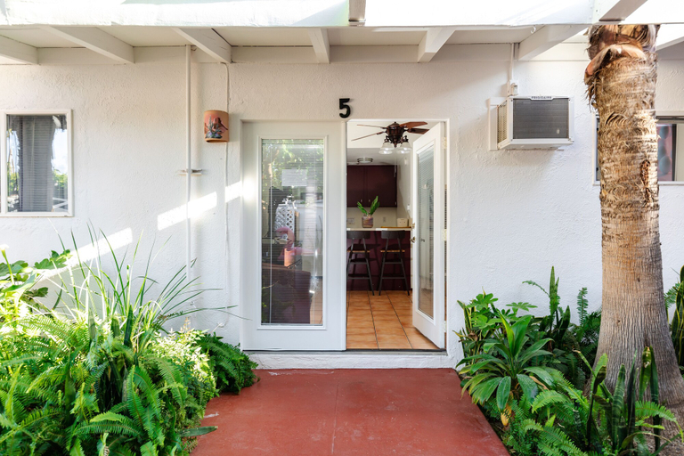 Exterior & Views 2, Float Palm Springs, Riverside