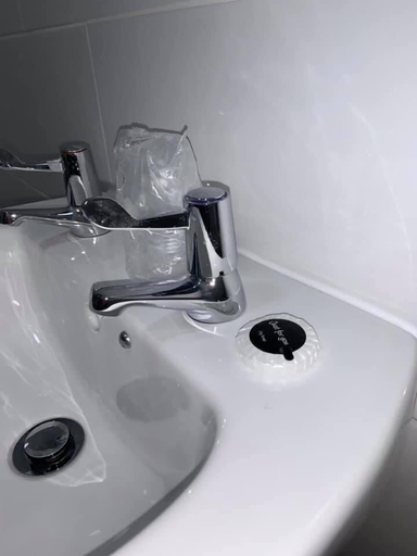 Bathroom 3, The Greenland's Inn, Birmingham