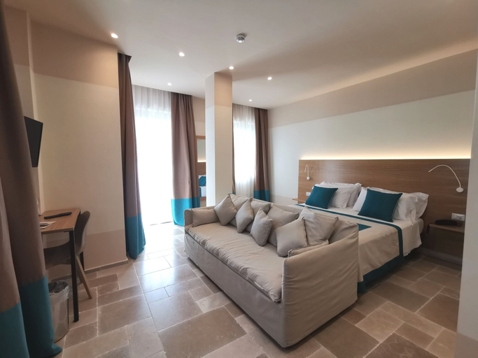 Bedroom 4, Maison Montechiaro, Napoli