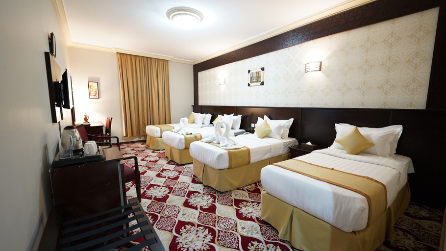 Bedroom 3, Al Kiram Hotel, Makkah