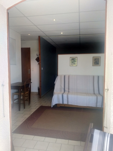 Bedroom 3, Les Jardins d'Arbousse, Gard