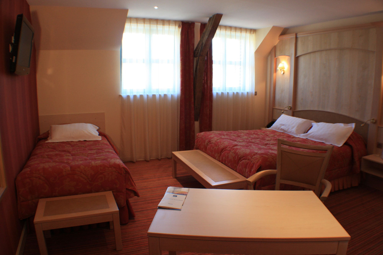 Bedroom 4, La Metairie, Pas-de-Calais