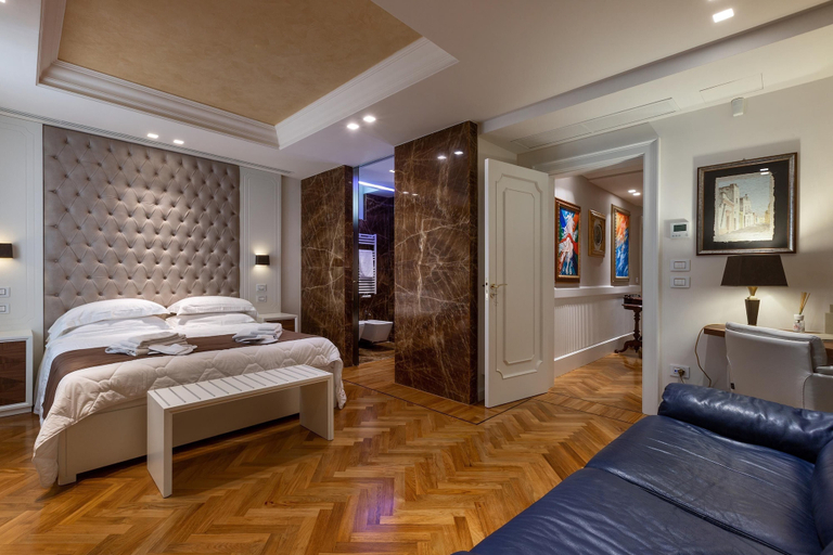 Bedroom 2, 3016 B&B Carra City | Camera Matrimoniale Superior, Lecce