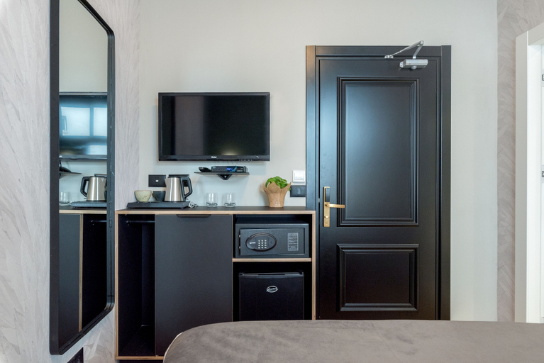 Bedroom 3, Dizengoff Garden Hotel - by Echo Hotels