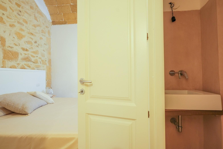 Bedroom 2, Palazzo Santa Caterina -una Volta, Lecce