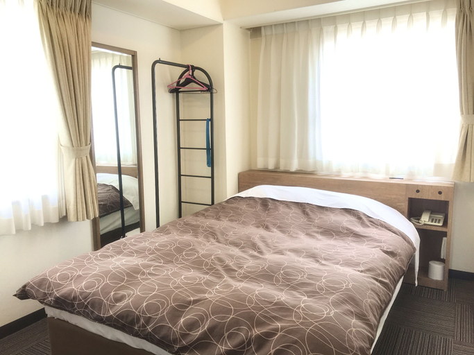 Bedroom 3, Ichimiya Green Hotel, Ichinomiya/Owari-ichinomiya